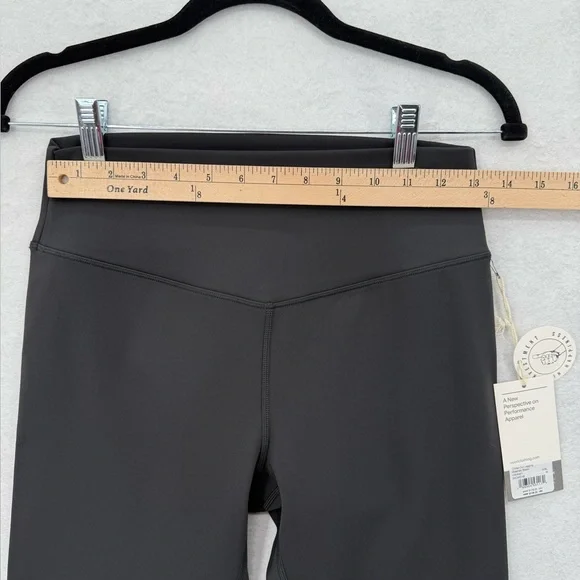 NWT Vuori Chilled Out Legging Black Medium VW4461 - Picture 8 of 11